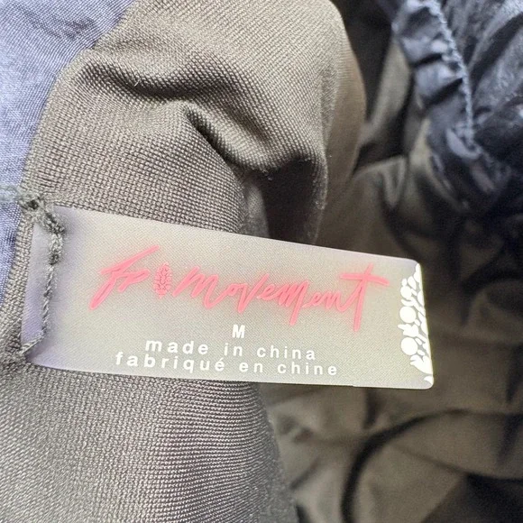 FREE PEOPLE Movement The Way Home Short Red Blue Womens Size Medium Athletic USA - Picture 8 of 11